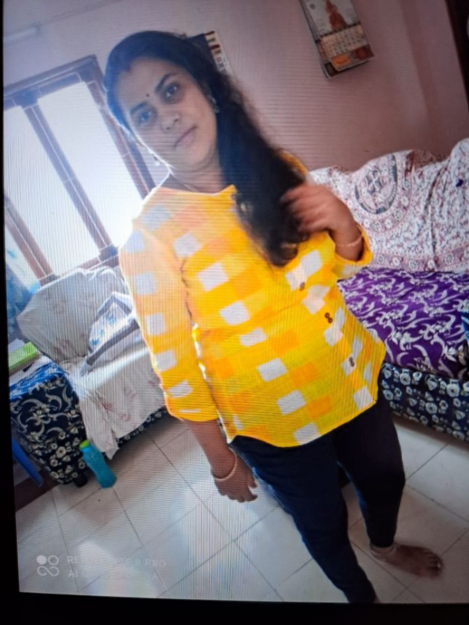 Tamil wife big boobs and big ass exposed 1