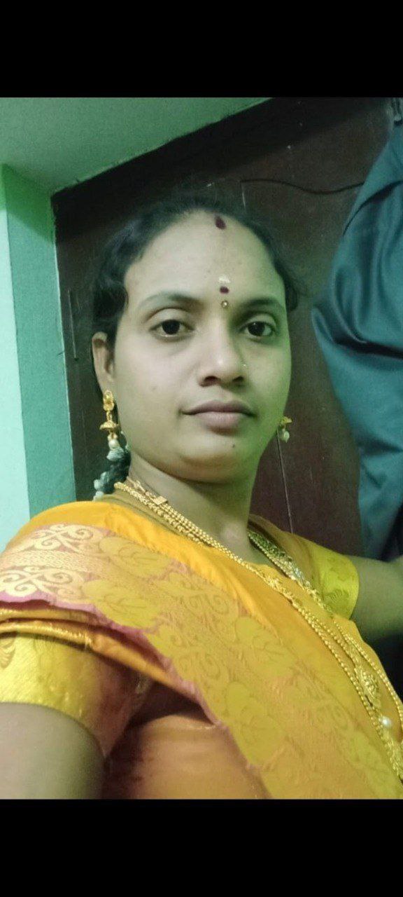 Tamil wife dress change photos taken by husband 2