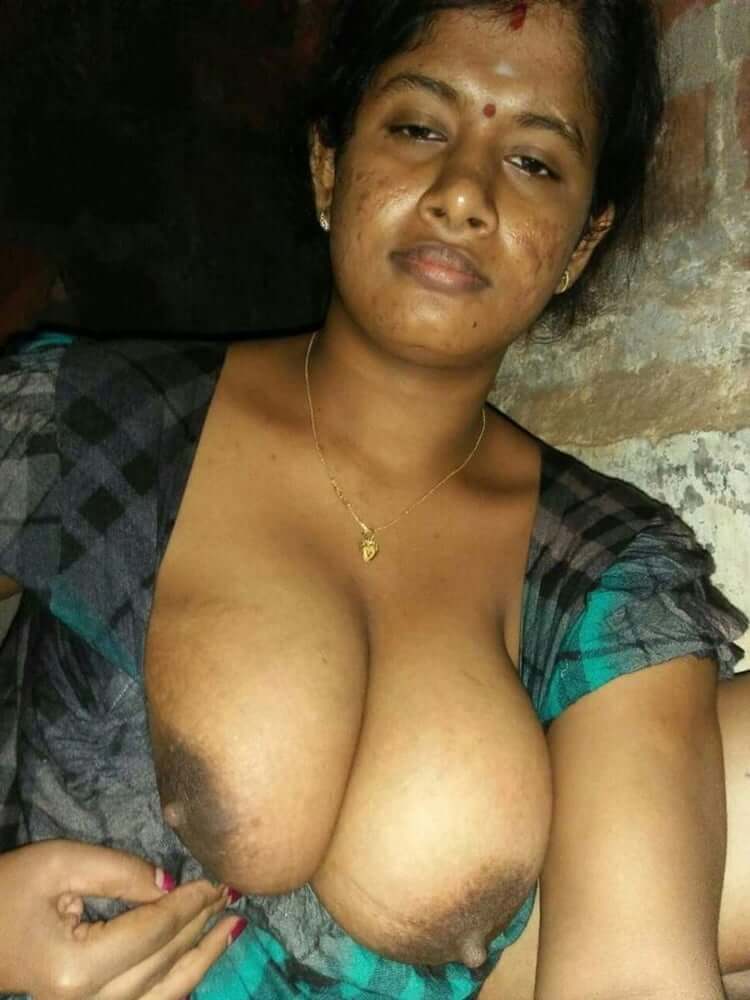 Tamil wife nude photos circulating over Indian porn sites 9