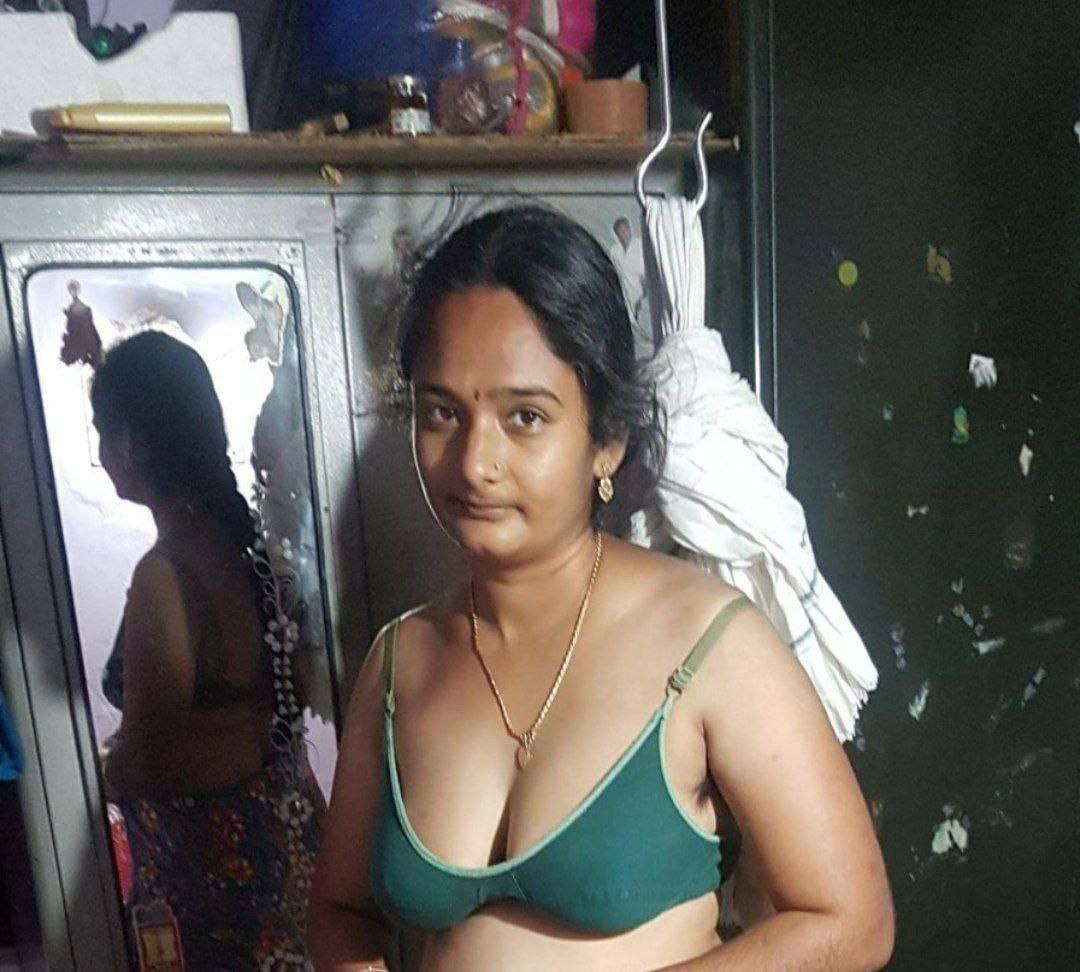 Tamil wife nude photos taken by her husband 10