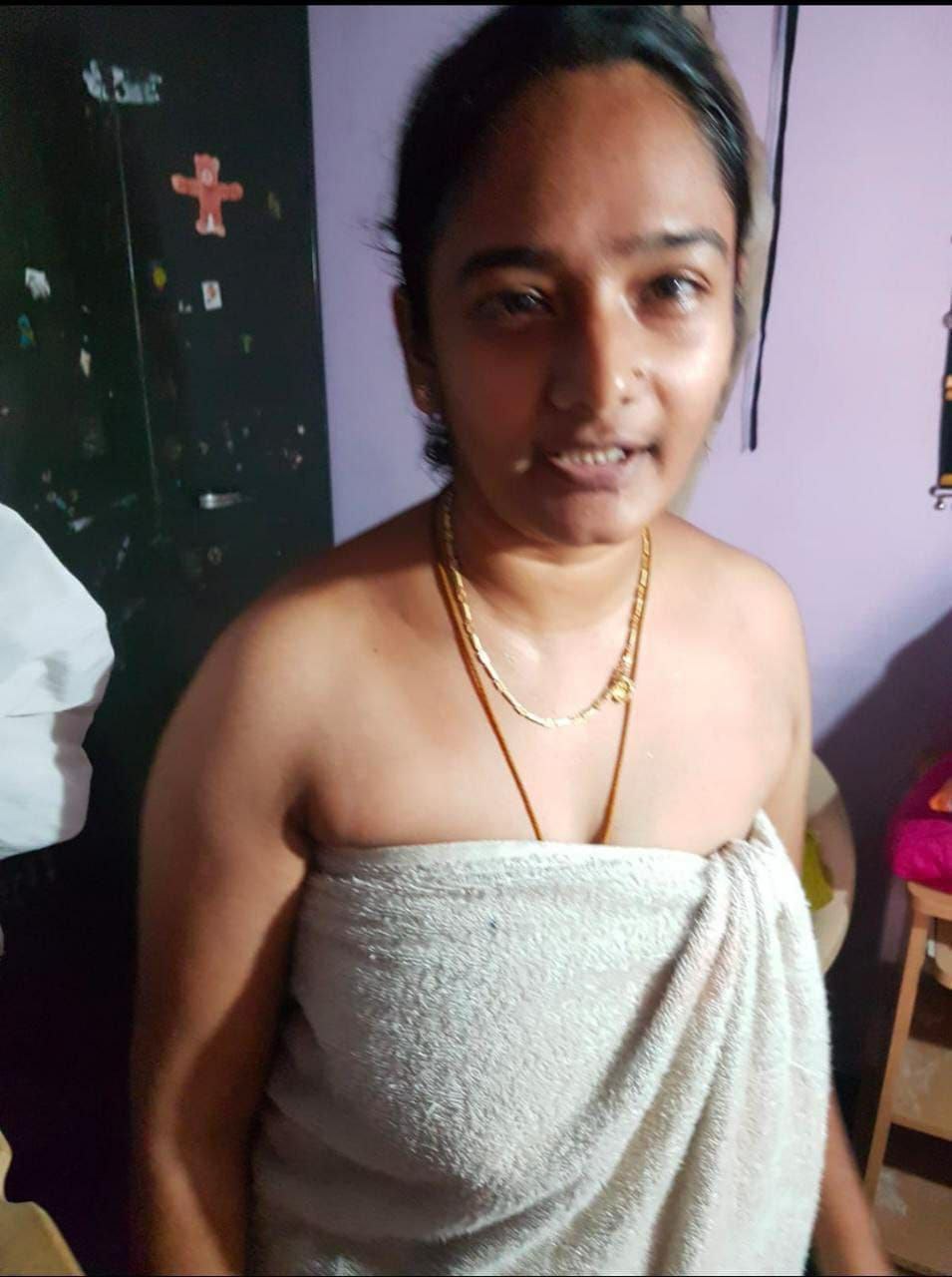 Tamil wife nude photos taken by her husband 9