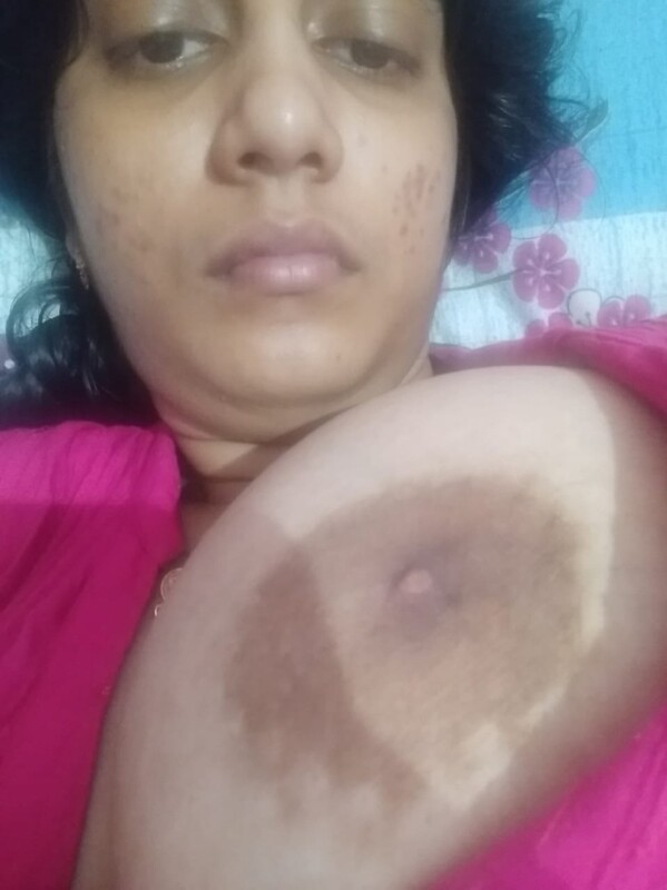 Tamil wife showing private body parts photos 2
