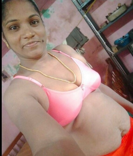 Tamil wife stripping saree and showing nude body curves 3