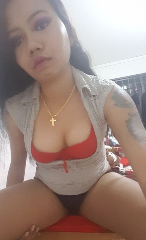 Tattooed desi girl nude with pillow humping 1