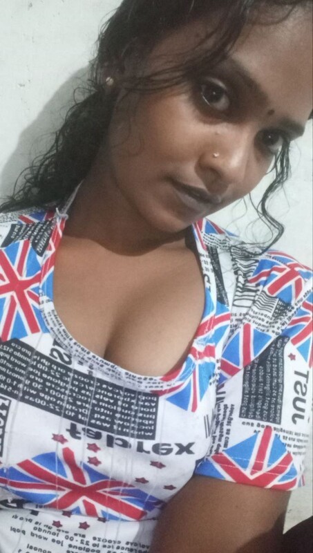 Tattooed Tamil college girl topless blowjob to lover 2