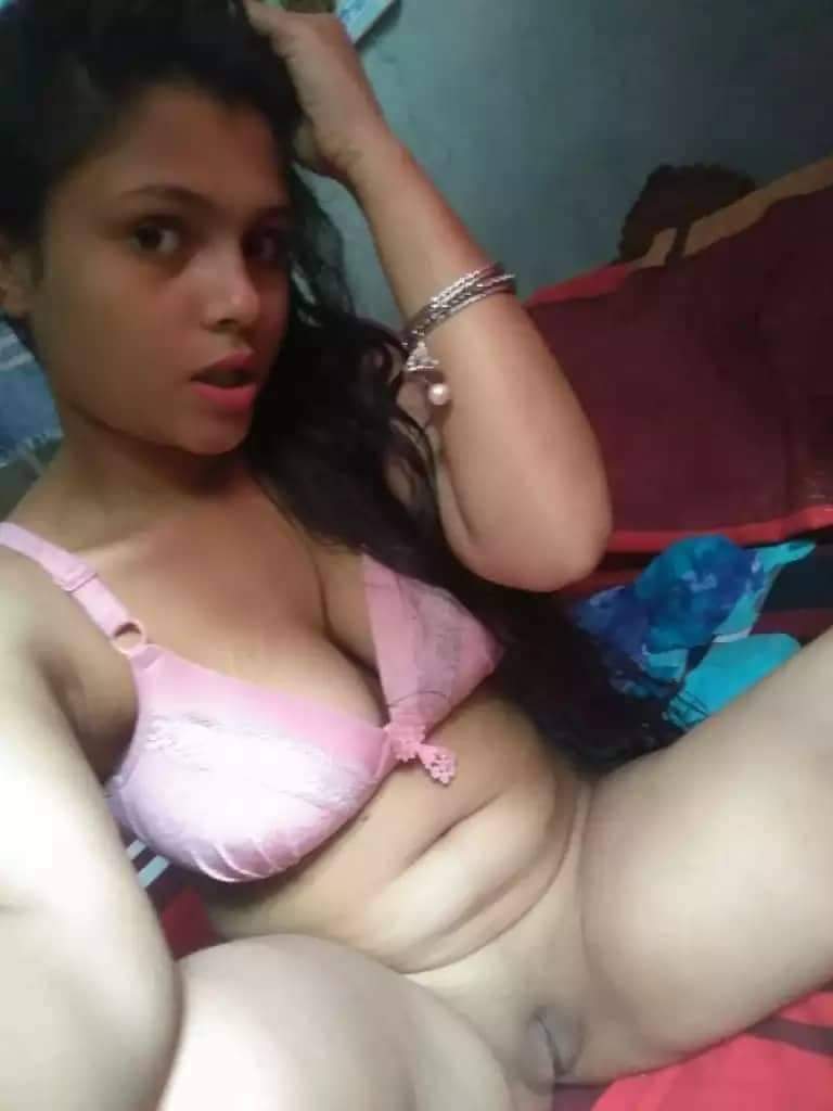 Teen babe nude pics collection 16