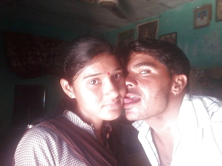 Teen girl exposed by her lover during their lonely time 6