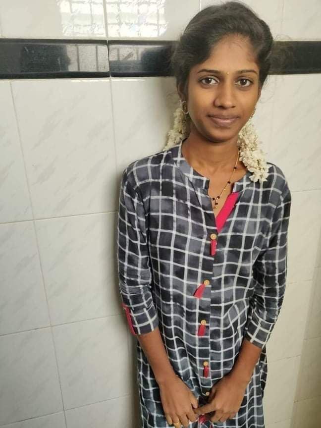 Telugu girl boobs showing topless photos 3