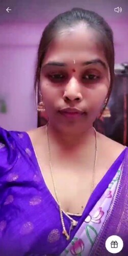Telugu wife cam show with saree stripping to topless 1