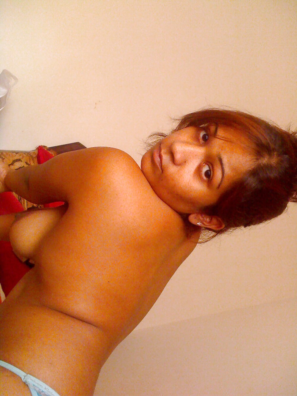 Top-class Indian babe sexy Desi nude pics 8
