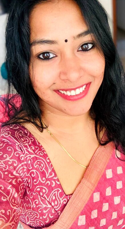 Topless bhabhi sex chat with lover and flaunts boobs 2