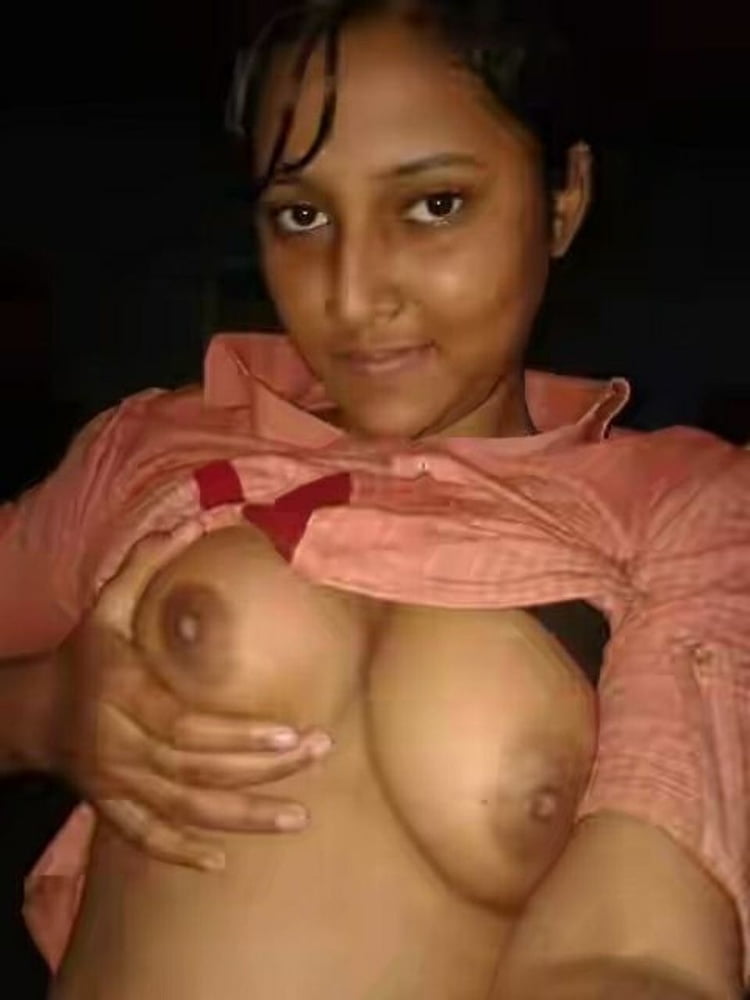 Unseen Desi village girl nude photos 2