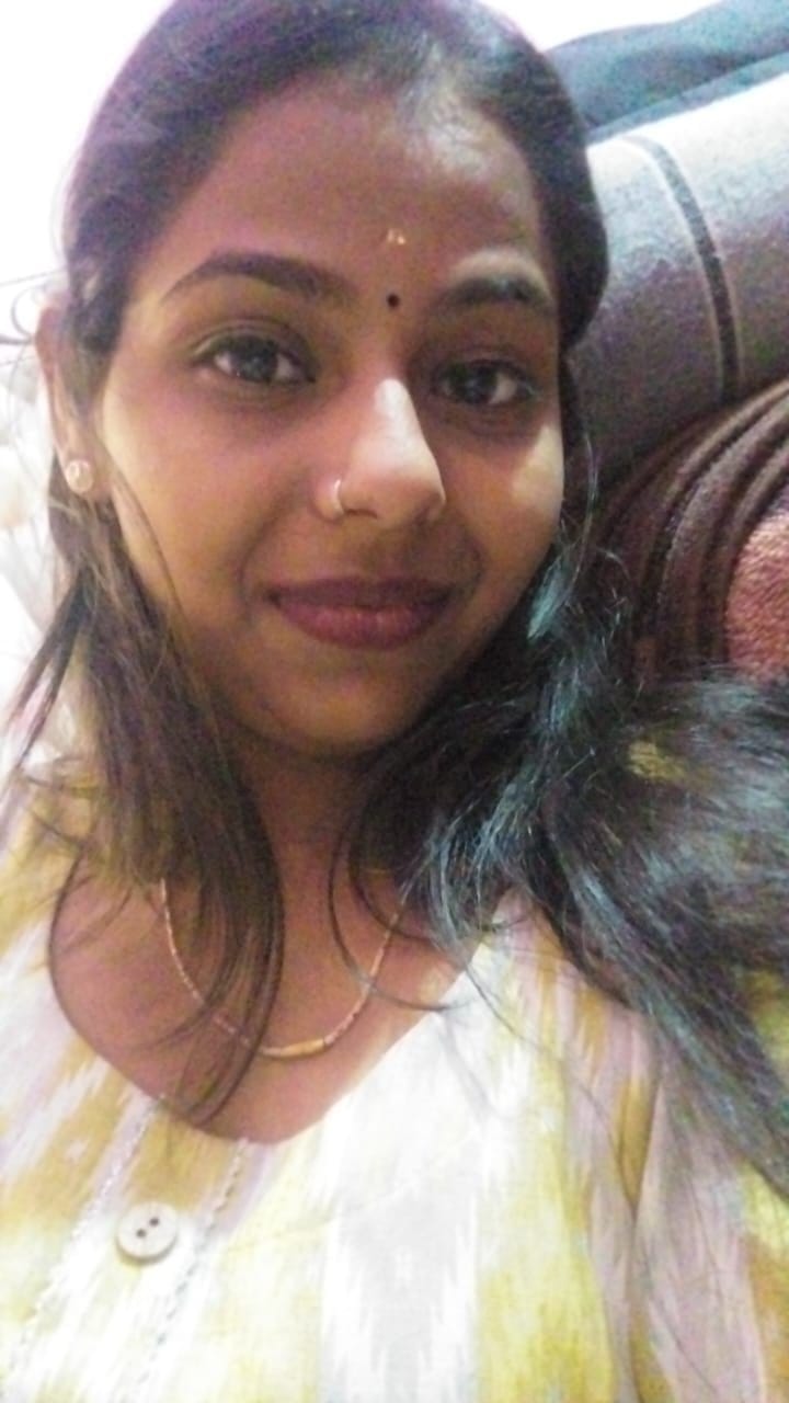 Unseen Indian girl nude pics and sex videos 1