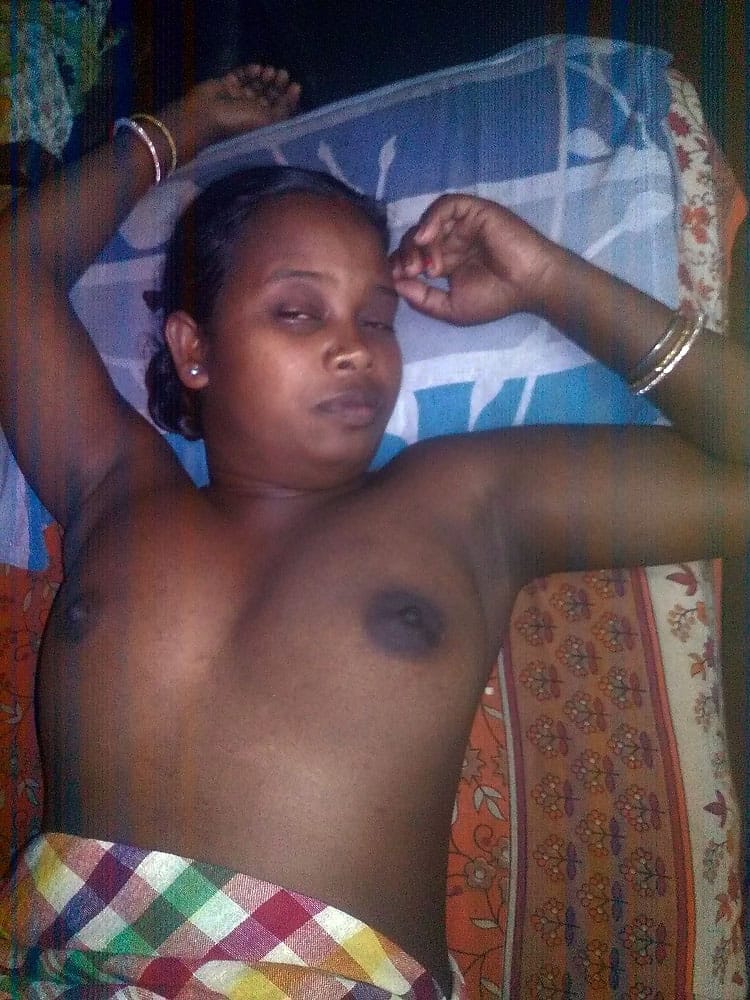 Village Bhabhi nude pics collection online 1