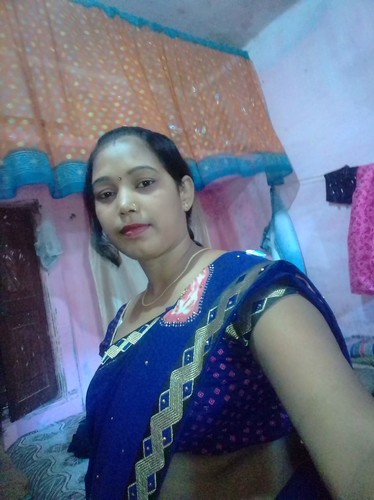 Village bhabhi topless boobs show for lover 2