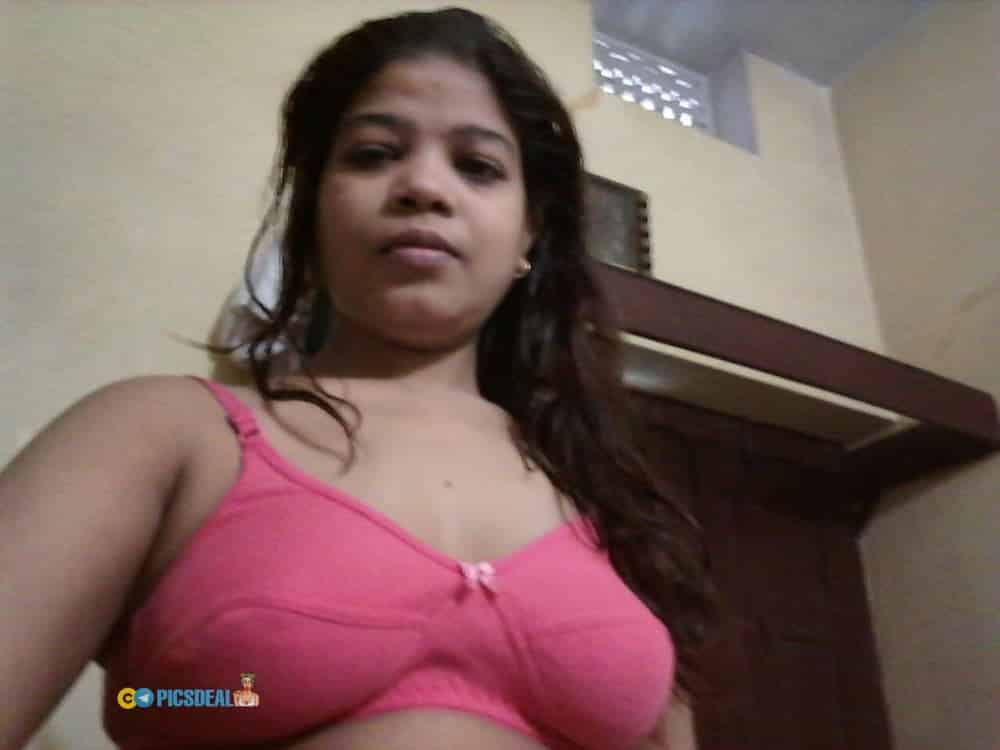 Village wife nude pics collection leaked out 3