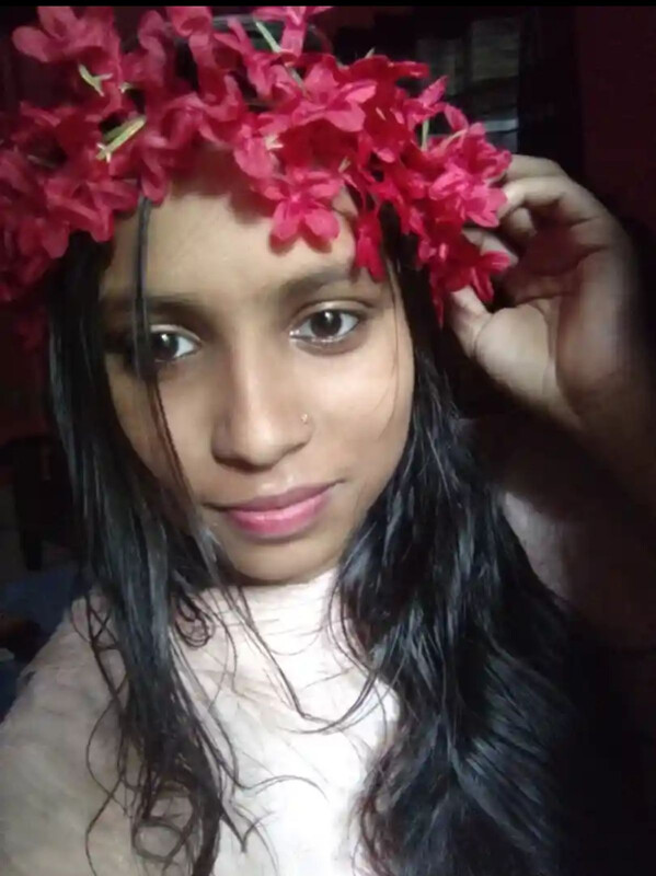 Viral Bengali girl nude body showing to boyfriend 2
