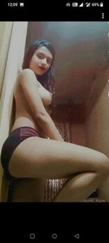 Virgin Indian college GF nude untouched photos 4