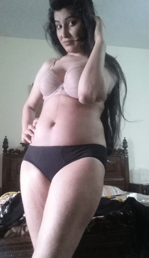 Virgin Indian college girl going nude on cam 7