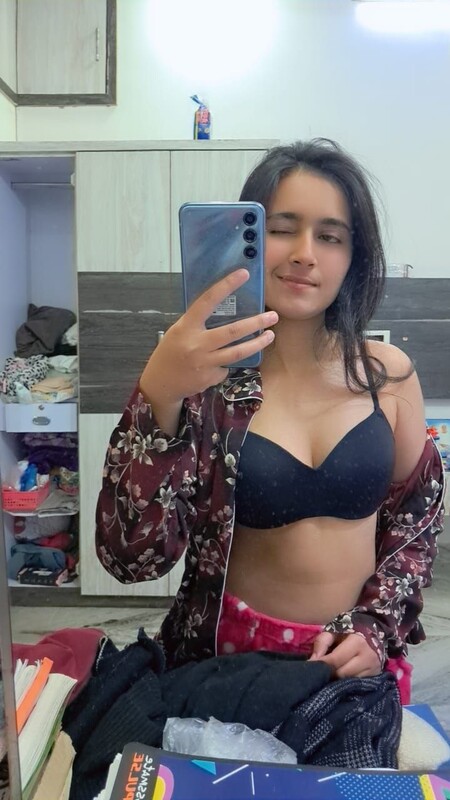 Virgin Indian GF topless small boobs showing 4