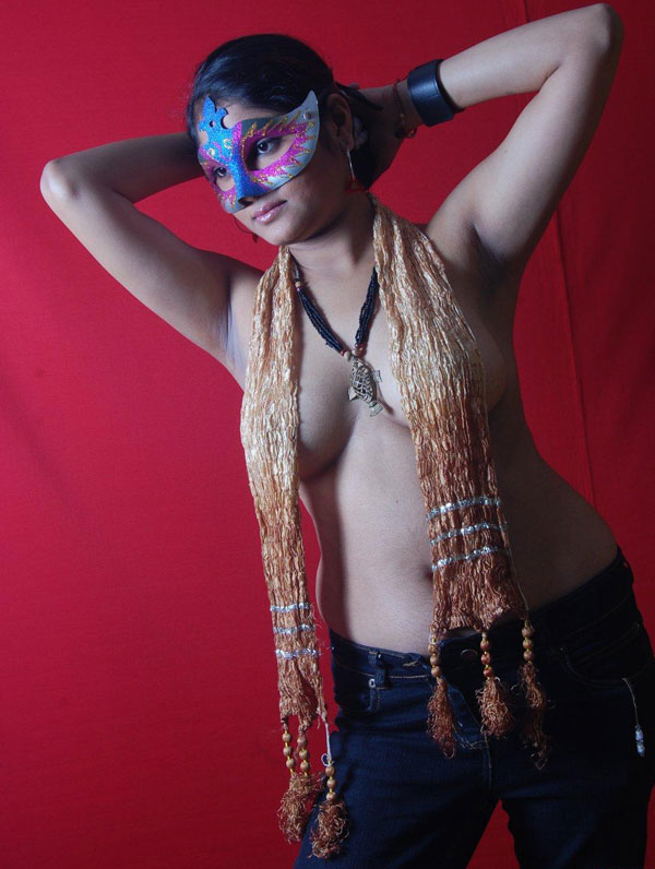 Watch these Indian girl erotic photos and masturbate your dick 10