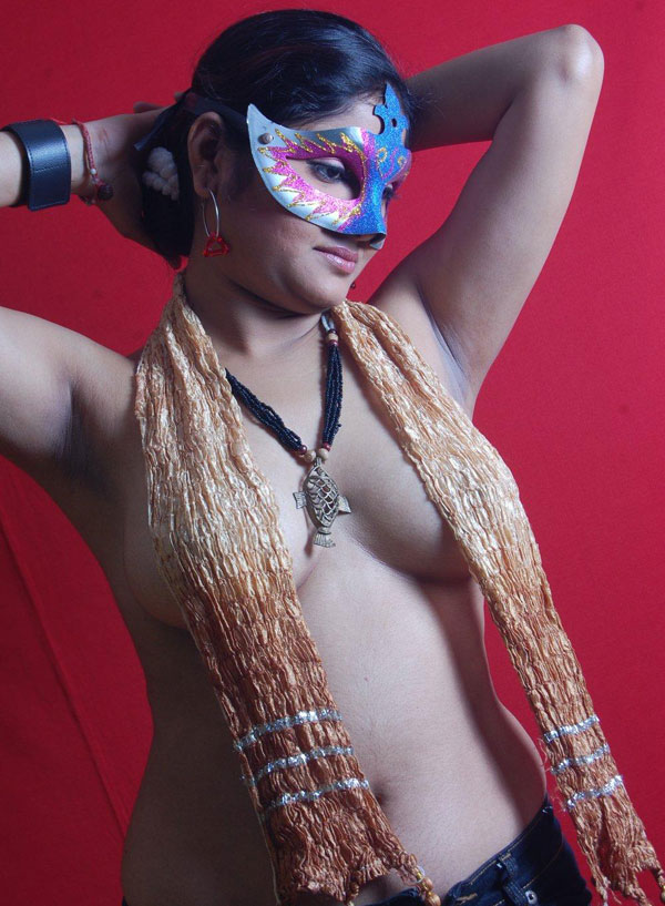Watch these Indian girl erotic photos and masturbate your dick 8