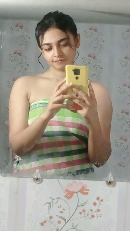 Young and beautiful Bangladeshi showing nude figure 4