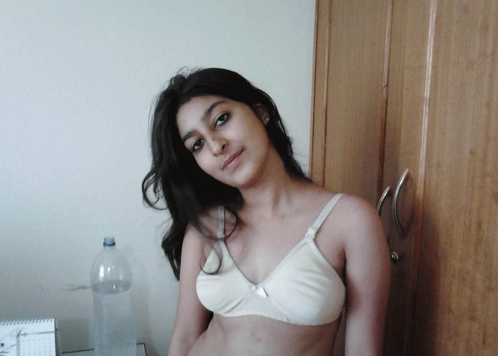 Young Indian nude beauty sex pictures exposed 8