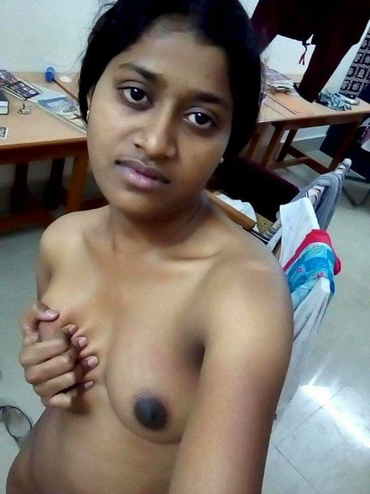 Young Indian Tamil wife nude pics to tempt your dick 3